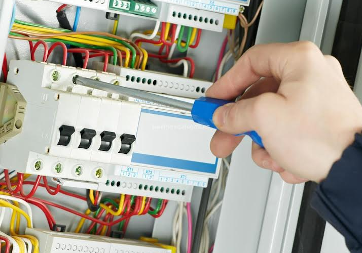 Dise&ntilde;o e instalaci&oacute;n el&eacute;ctrica